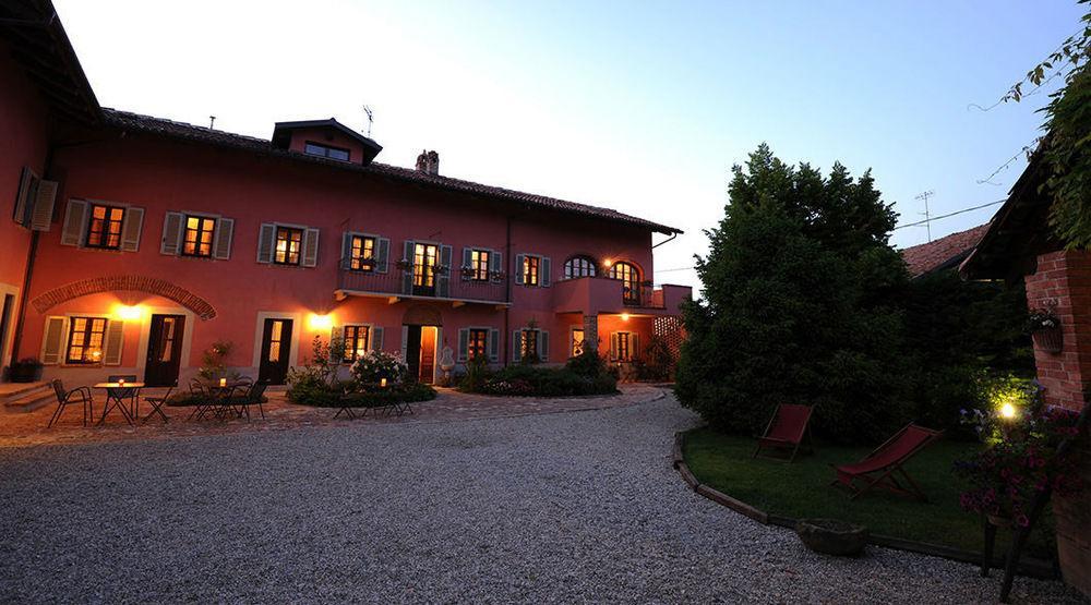 Agriturismo Il Gioco Dell'Oca Бароло Экстерьер фото